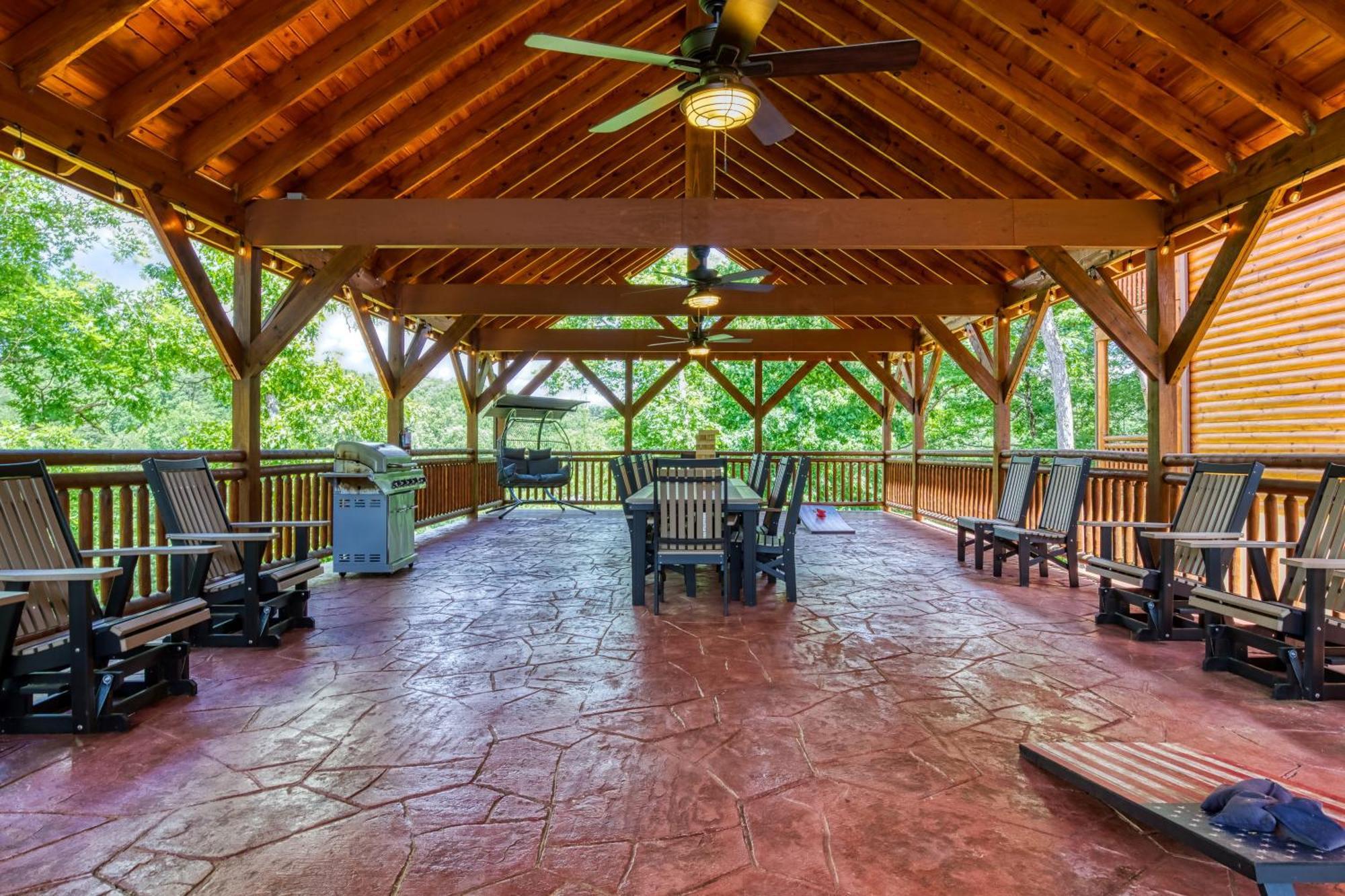 Majestic Splash- 8 Bedroom, Indoor Pool, Hot Tub, 1089 Free Tickets Each Paid Day, Dollywood Sevierville Kültér fotó